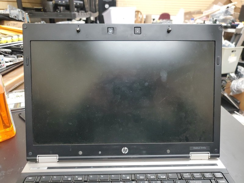 HP ELITEBOOK 8440P Laptop w/ INTEL CORE i7 M640 4gb RAM/No HDD 012626-12 No BATT gallery