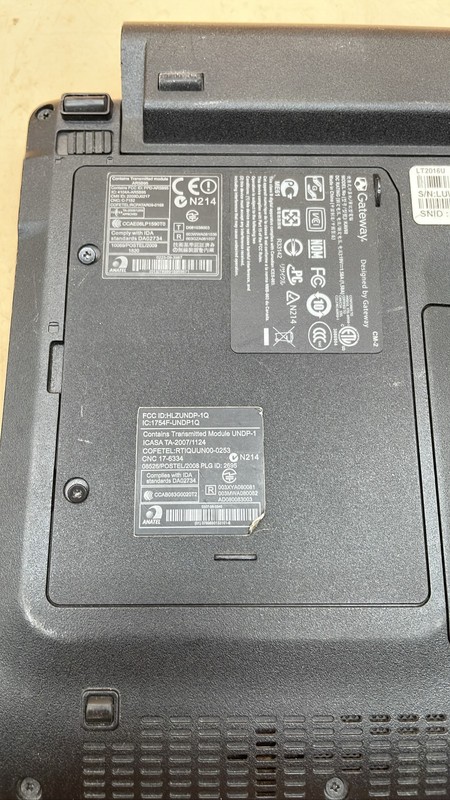 Gateway KAV60 10.1-Inch & IBM ThinkPad T42 Type 2379 14.1-Inch Laptops No HDD gallery