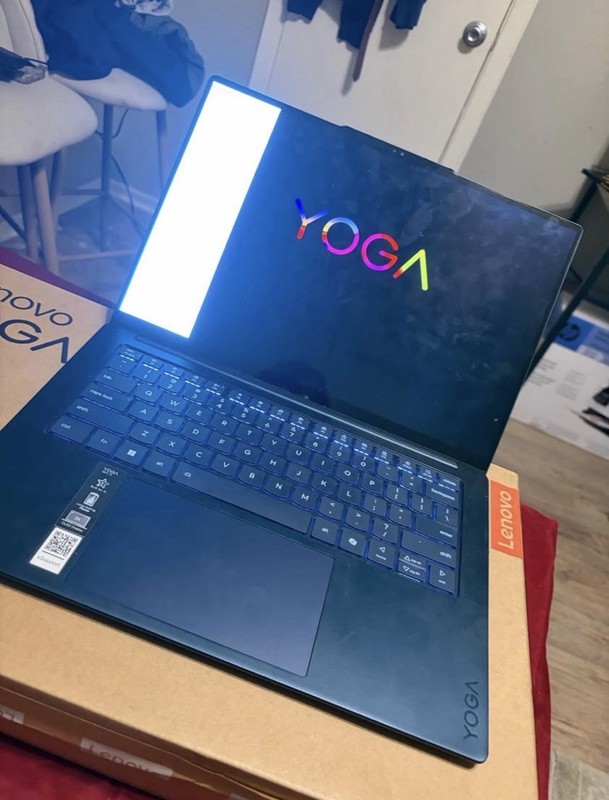 Lenovo Yoga Slim Oled 7x 14.5" Snapdragon X Elite 32GB SSD 3K Blue W11 512 gallery