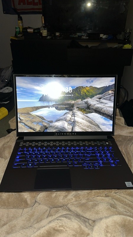 alienware m17 r3 gaming laptop gallery