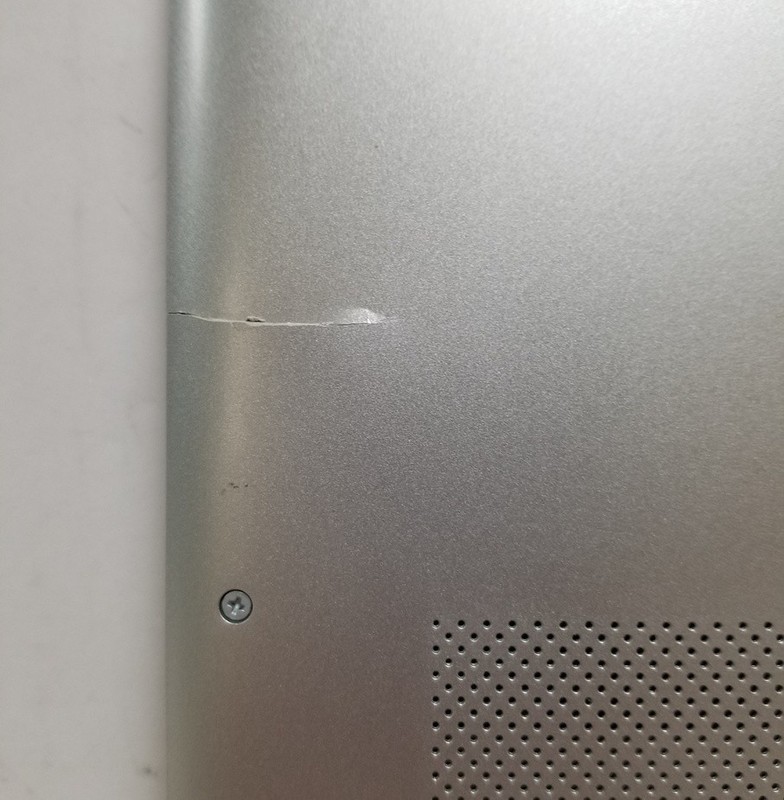 HP 15 ef1013dx Ryzen 7 4700U FHD TS 15.6" No HDD/SSD/OS gallery