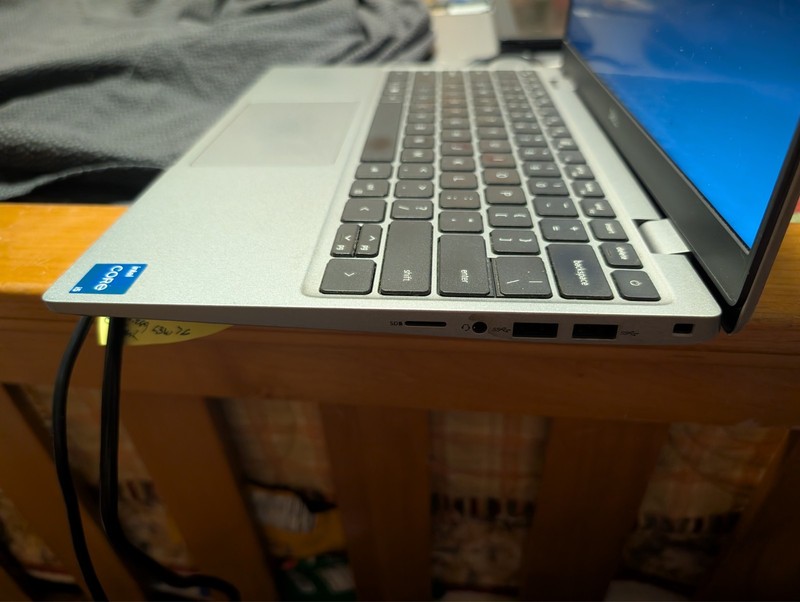 Dell Latitude 3320 13.3" Core i5-1135G7 2.4GHz CPU 8GB RAM 256GB SSD W11 Laptop gallery
