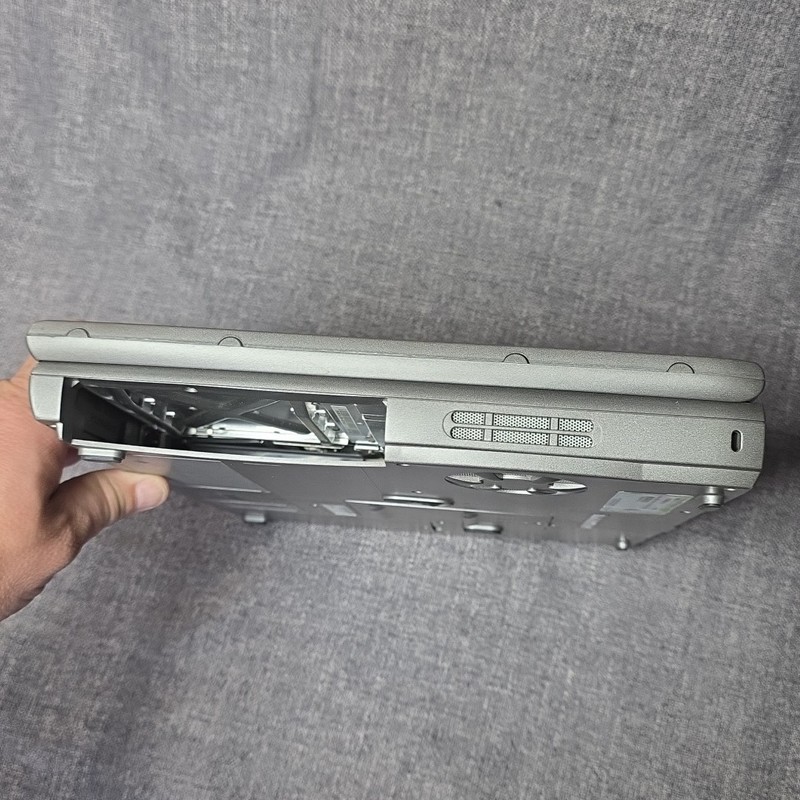 Dell Inspiron 5160 PP08L 15.1" No AC Adaptor - For Parts gallery