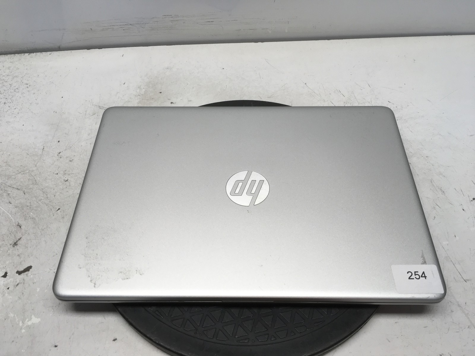 HP 14-DQ0005CL Intel Pentium Silver N5000 1.1GHz 4 GB NO HDD No Batt gallery