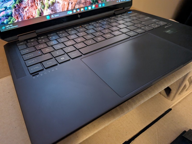 HP Spectre x360 2-in-1 14" 2.8K OLED Touch Ultra 7 155H 32GB 1TB SSD - Excellent gallery