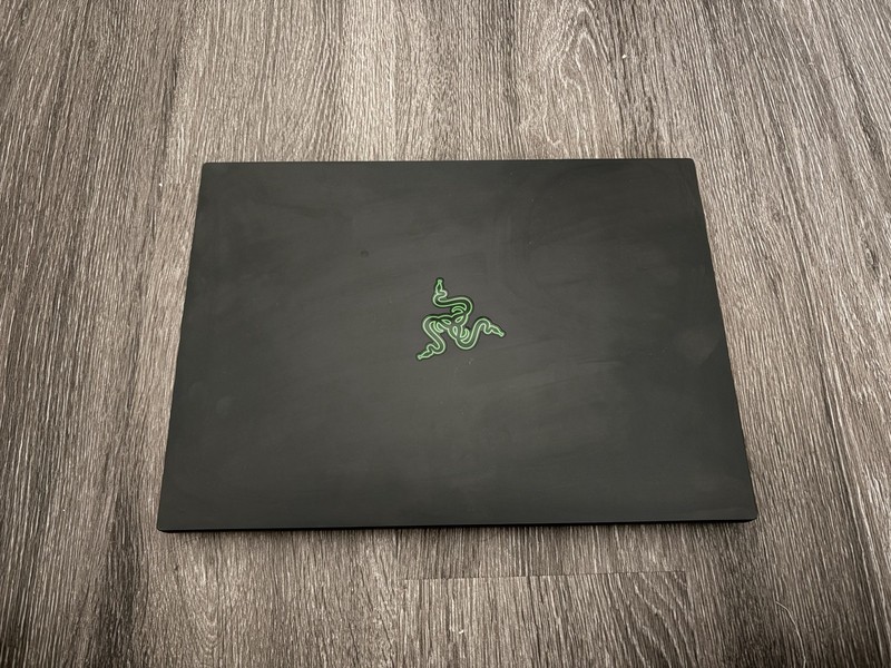 Razer Blade 14 Inch Black, Ryzen AI 9 365, 16GB Ram, 1 TB Storage, Rtx 5060 gallery