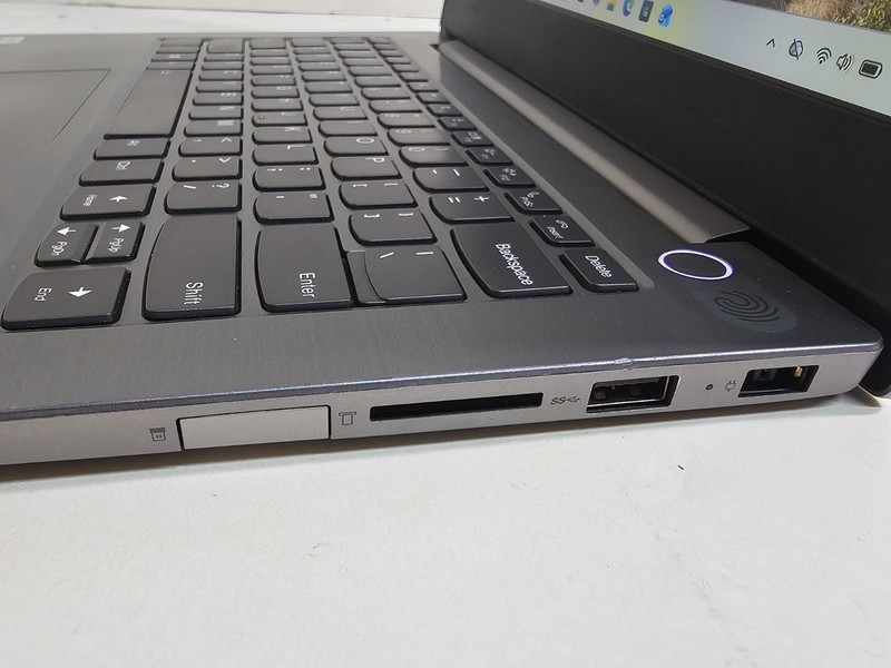 Lenovo ThinkBook 14-IML Laptop - 1.8 GHz i7-10510U 8GB 256GB Webcam 14" 20RV S1 gallery