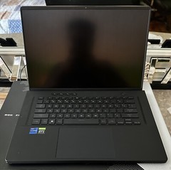 ASUS ROG Zephyrus M16 16” (1TB SSD Intel Core i9-12900H 2.5GHz 16GB RAM) Gaming