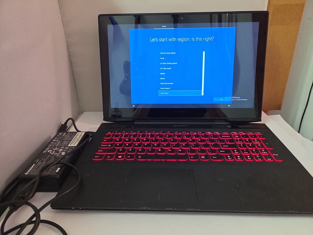 lenovo y50-70 Touch I7-4700hq 2.4ghz 16gb 256gb (Fair Condition)