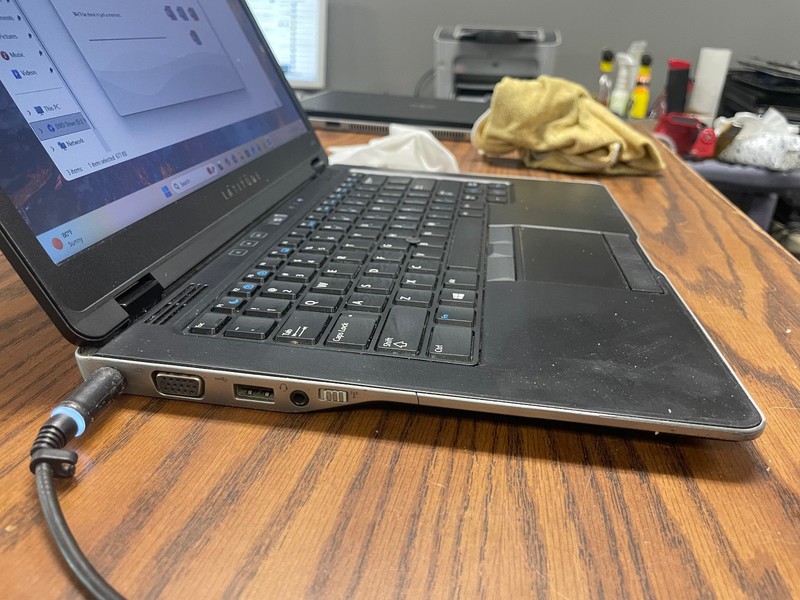 Dell Latitude 6430U Ultrabook Laptop | Windows 11 Pro | i5 | 8GB RAM | SSD | gallery