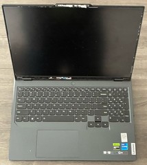 Lenovo Legion Pro 5 16Irx8 16″ – i7 -16GB – No Drives – FOR PARTS!