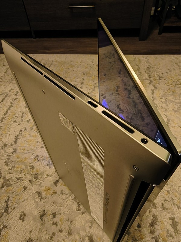 Dell XPS 15 9510 FHD 2.50GHz i9-11900H 32GB 512gb SSD RTX 3050 Ti gallery