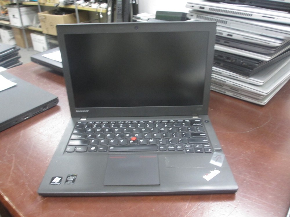Lenovo ThinkPad X240 12.5" 2.10Ghz i7-4600U 8GB 320GB WebCam Laptop [NO OS/AC@@