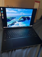 ASUS ZenBook 15 Pro OLED Flip Touchscreen 15.6 in. 2.8K 1TB SSD 16GB RAM Laptop