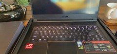 MSI GS65 Stealth Thin 8RF (250GB, Intel Core i7 8th Gen, GTX 1070)
