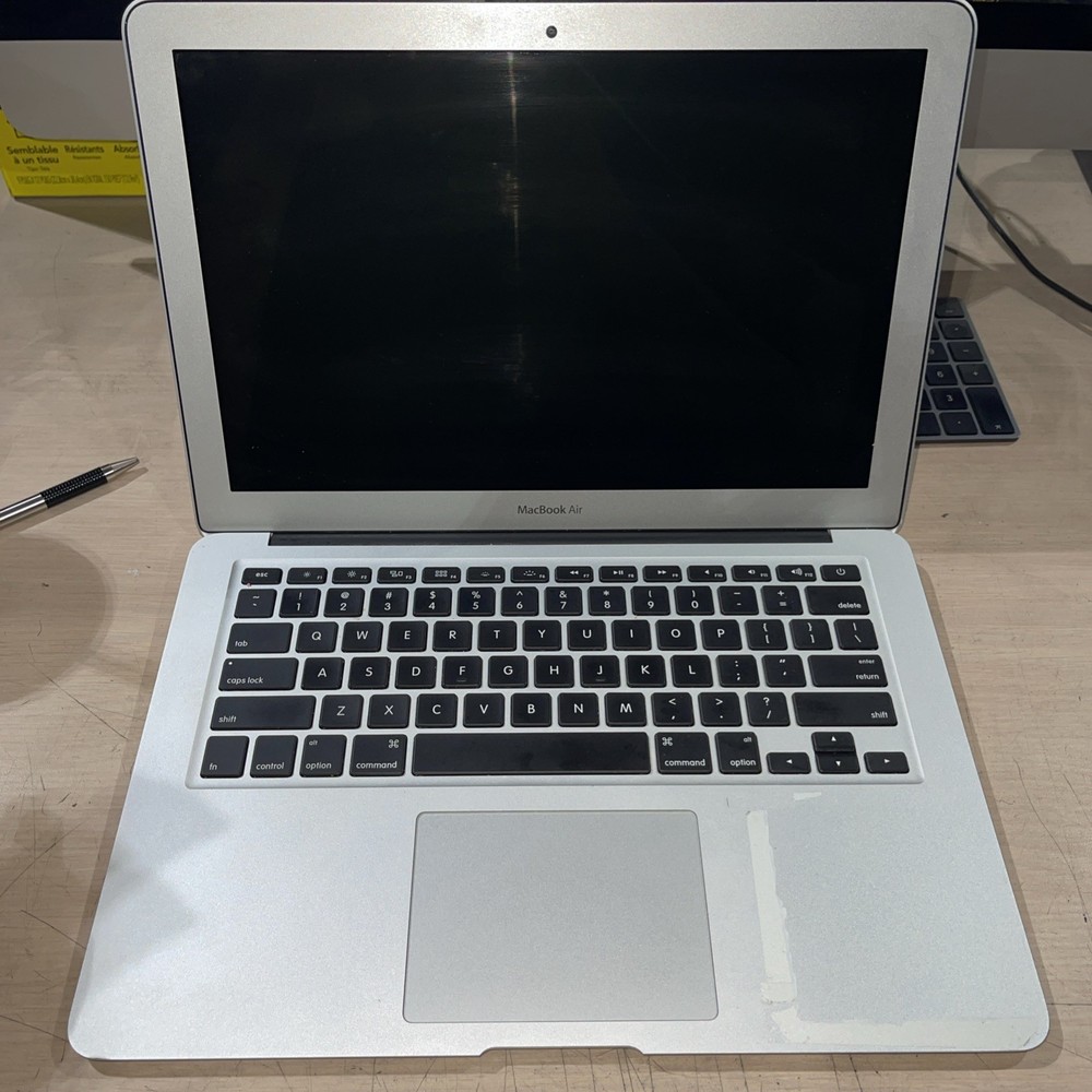 MacBook Air "Core i5" 1.6 13" Early 2015 i5-5250U 4GB RAM NO HD