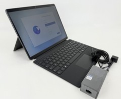 Microsoft Surface Pro 9 13″ 2880×1920 Touch i7-1255U 16GB 512GB W11H – No Pen