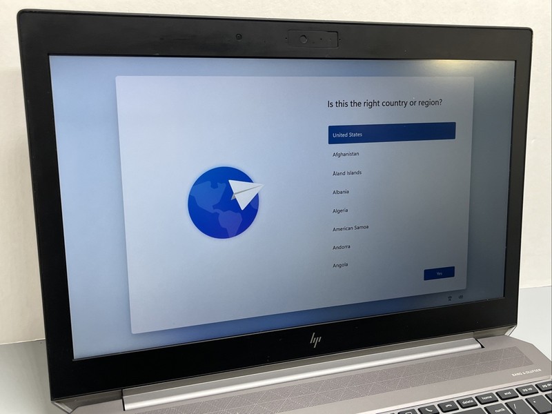 HP Zbook 15 G6 15.6" Core i7-9850H 256GB SSD 32GB RAM Win 11 Pro NVMe gallery