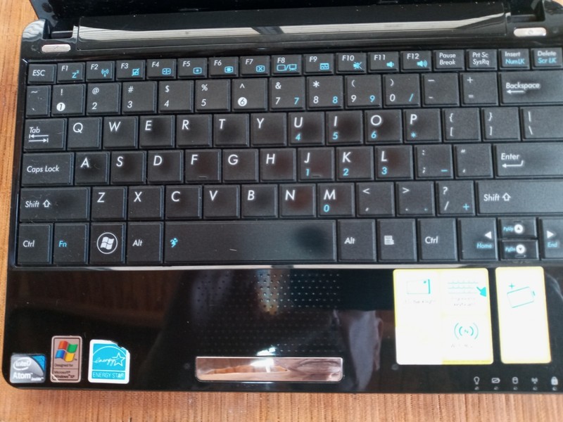 asus eee pc 1005hab gallery