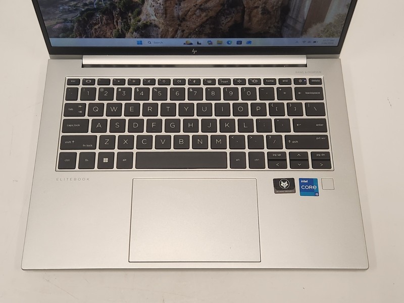 HP EliteBook 1040 G9 14" FHD+ i5-1245U 1.6Ghz 8GB 512GB SSD W11P + Adapter gallery
