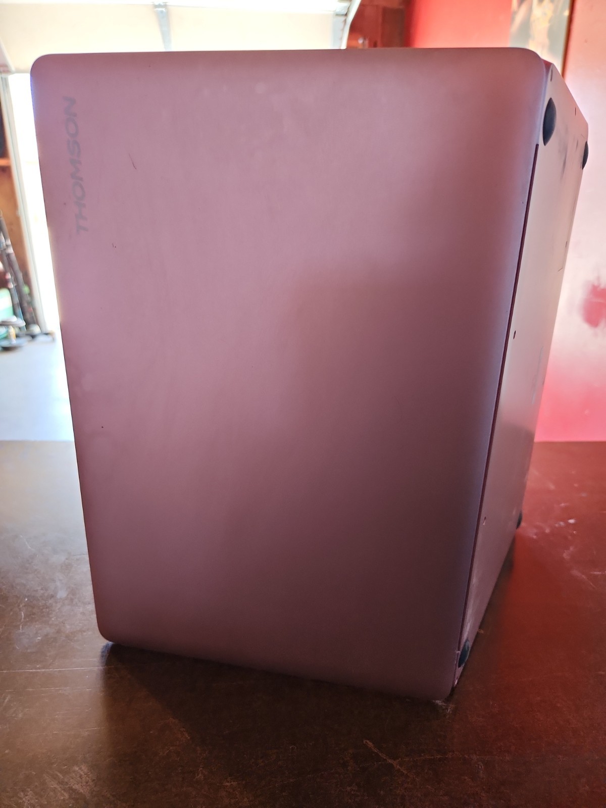 Thomson Laptop Windows 10 NEOX14 14.1 In-4Gb Ram- 4Intel 64Gb-METALCASE PINK gallery