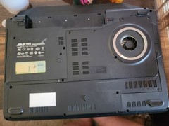 ASUS G50V 15.6in Gaming Laptop Core 2 Duo 2.00GHz 4GB no HDD Win7