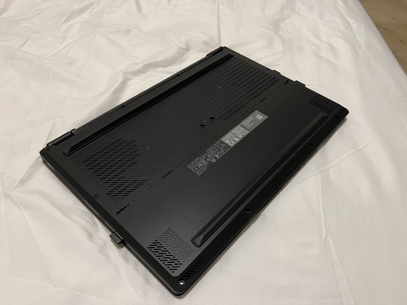 ASUS ROG Zephyrus M16 16'' (1TB SSD Intel Core i9-12900H 2.5GHz 16GB RAM) Gaming gallery