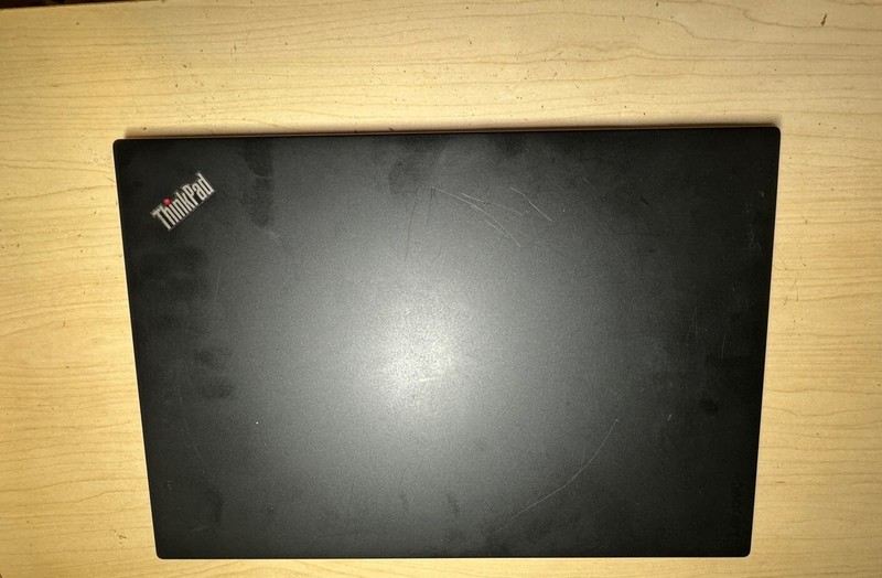 Lenovo ThinkPad T470s Laptop i7-7500 2.7GHz 24GB 512GB SSD 14" FHD 1920x1080 gallery