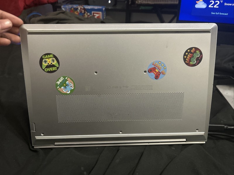 Laptop + Monitor Combo gallery