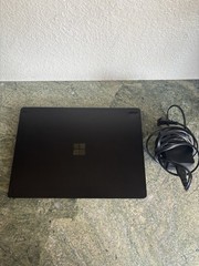 Cracked Microsoft Surface Laptop 3 13.5″ i5-1035G7 1.2GHz 8GB RAM 256GB SSD