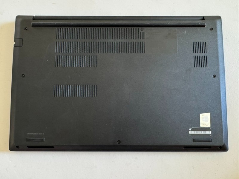 Lenovo ThinkPad X1 Carbon Gen 8 Laptop Intel Core i7-10610U 16GB RAM – No SSD gallery