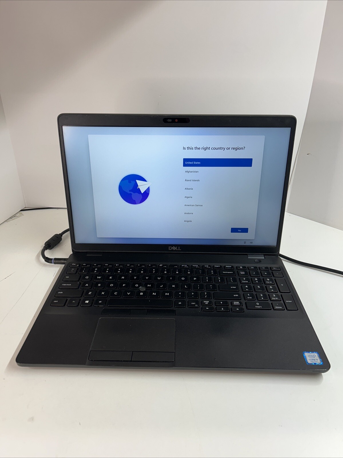 Dell Precision 3541 15.6" Intel Core i5-9400H 8 Ram 1T SSD Win 11 Pro Needs🔋 gallery