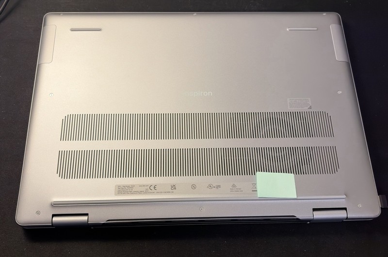 Dell Inspiron 16 7640 2-in-1 16in Core Ultra 7 155H 16GB 1TB SSD Blue gallery