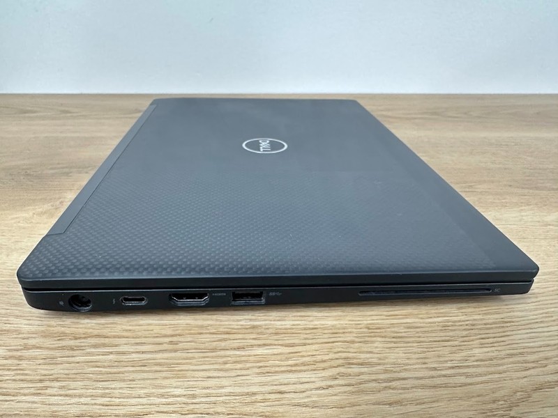 Dell Latitude 7390, Core i7 8650U, 16GB DDR4, UHD Graphics, 512GB SSD, 2018 100% gallery