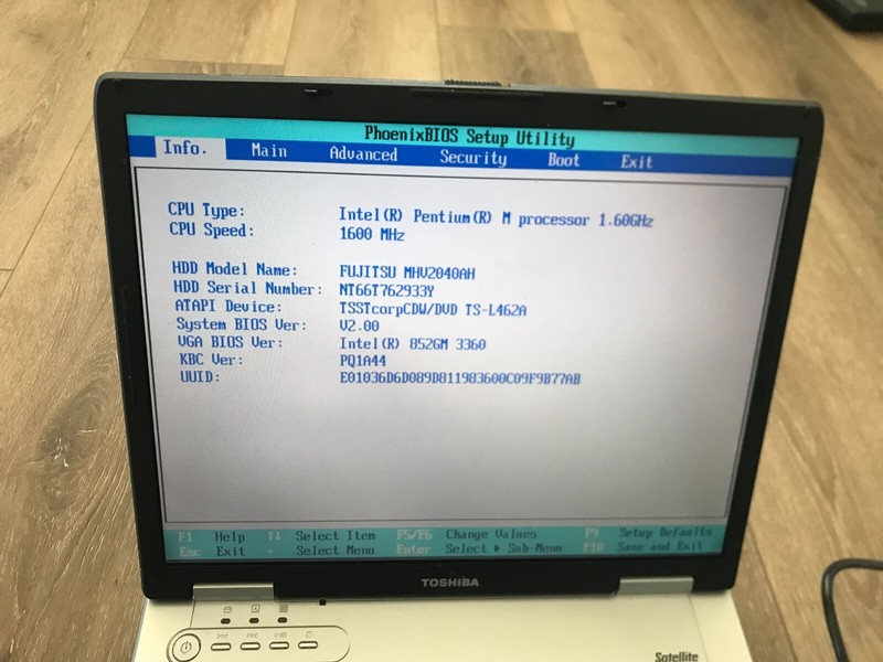 Toshiba Satellite L10-102 15" Intel Pentium M 1.60GHz 2 GB RAM 40GB Hard Drive gallery