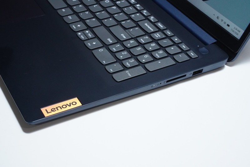 Lenovo IdeaPad 1i 15.6" FHD Touch Laptop i5-1235U 16GB 512GB SSD Abyss Blue gallery
