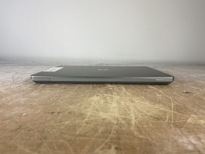 MICROSOFT SURFACE LAPTOP GO 2 (2013) i5-1135G7 @ 2.4GHz, 8GB RAM, 128GB SSD gallery