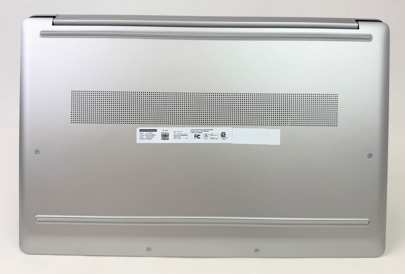 HP 17-cn4065cl 17.3" HD+ Touch Core 7 150U 16GB 1TB SSD W11H gallery