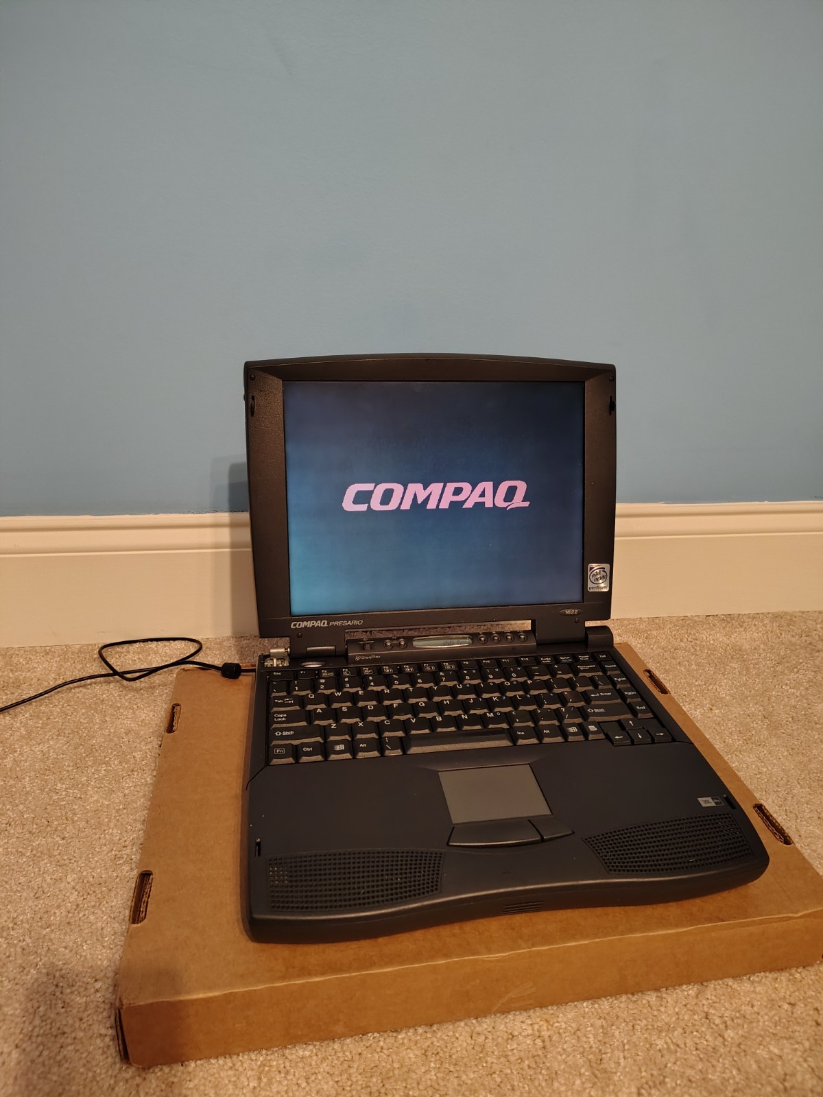 Compaq Presario 1622 Pentium MMX 15Mb RAM 3Gb hdd gallery
