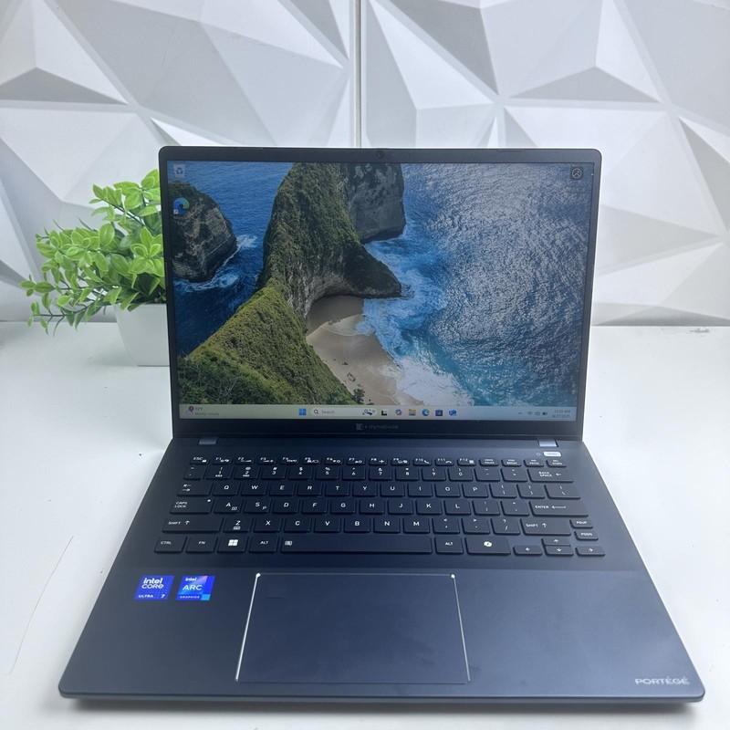 Dynabook Portege X40-M Laptop, 14" FHD, Ultra 7 155H, 32GB, 1TB SSD gallery