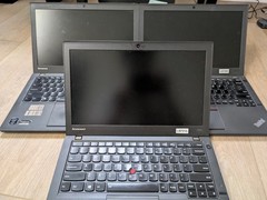 Lot of 3 damaged but working Thinkpad x240 x250 i5 8GB no HDD no battery