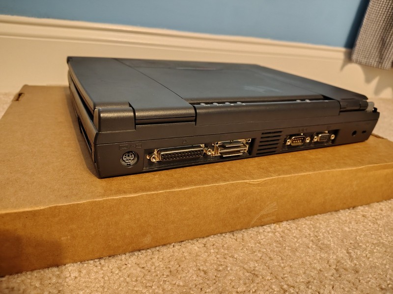 Compaq Presario 1622 Pentium MMX 15Mb RAM 3Gb hdd gallery