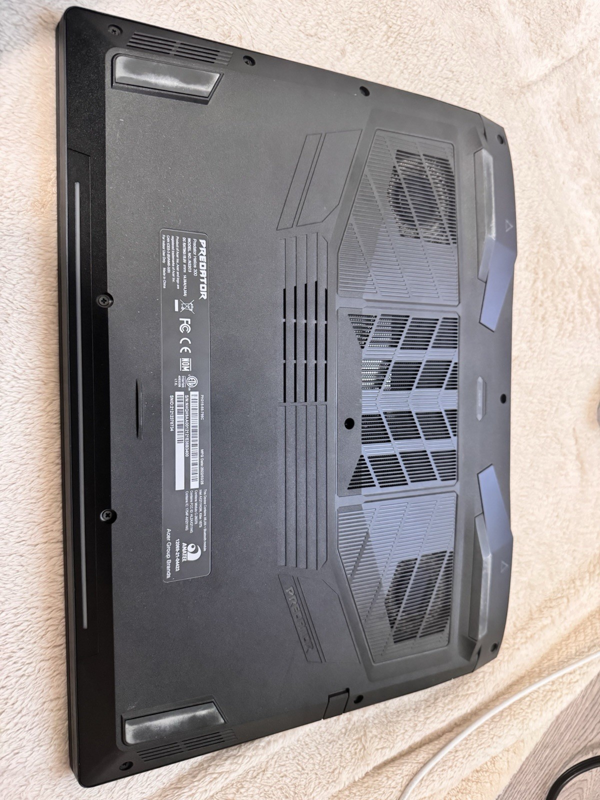 PREDATOR Helios i7 12GEN, 3070TI, 16 GIGS OF RAM, 1 TERABYTE OF STORAGE, QHD gallery
