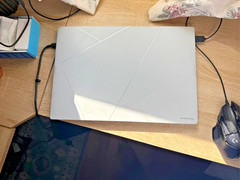 ASUS Zenbook S 16″ 3K OLED Touch Laptop – Ryzen 9, 24GB RAM, 1TB SSD