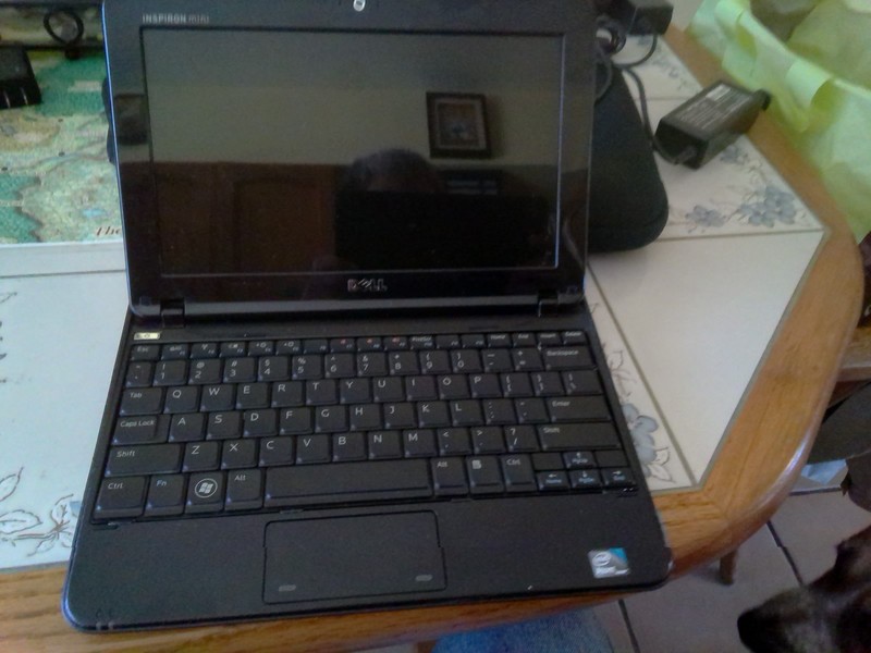 Dell Inspiron Mini 1012 Intel Atom Netbook Laptop - For Parts! gallery