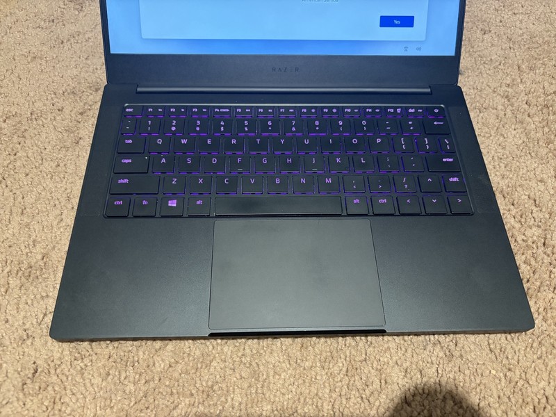 Razer Blade Stealth 13" RZ09-310 i7-1065G7 16GB 256GB 13.3" FHD GeForce GTX 1650 gallery
