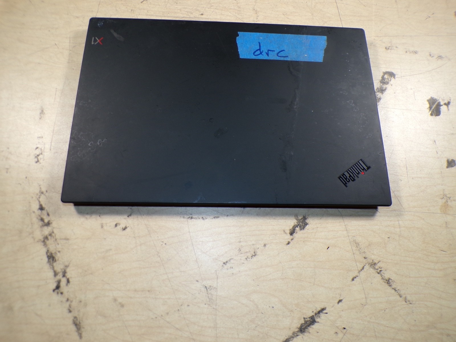 THINKPAD X1 CARBON 7TH GEN I7 8GB RAM **NO POWER ON **NO HD/ NO CADDIE/ NO OS gallery