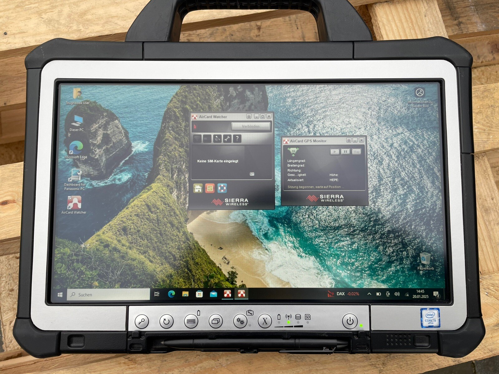 3 x Panasonic Toughbook CF-D1 MK3,Touch,i5-6300U,2.4GHz,32GB,512GB,LTE,A-STOCK gallery