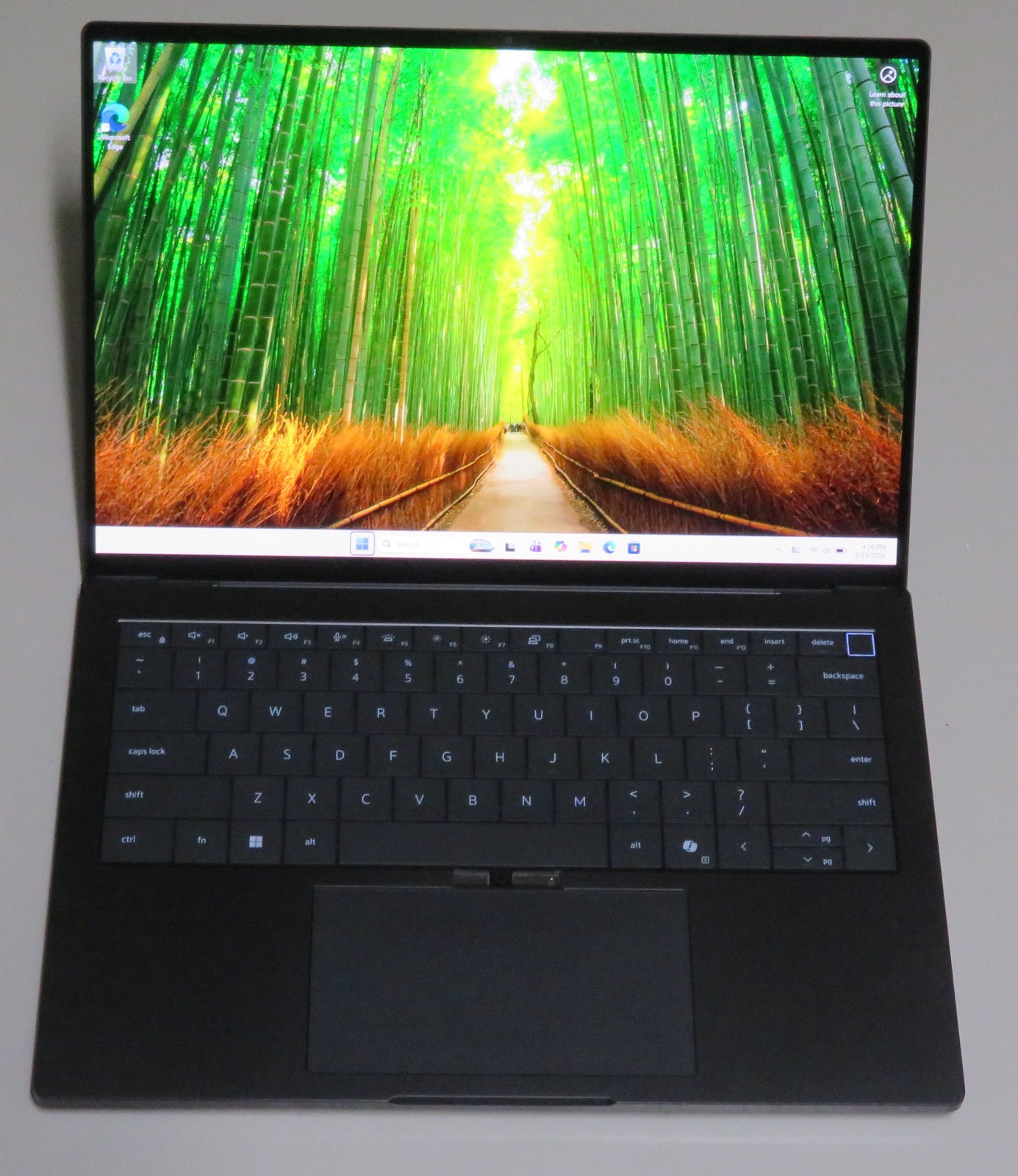 Dell Pro Max Premium MA14250 14"QHD+Touch Intel Ultra 7 225H 32GB RAM 1TB SSD gallery