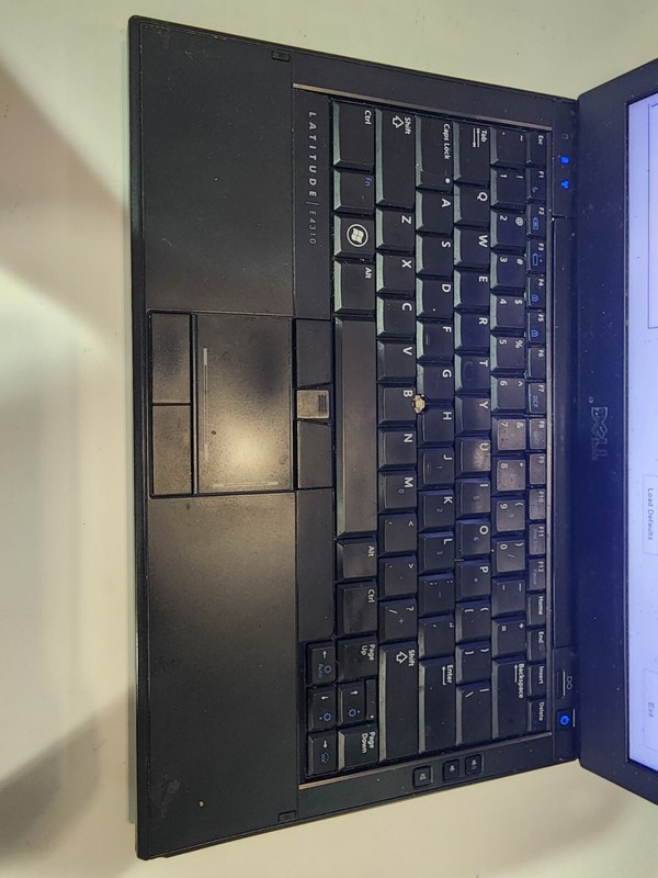 Dell LATITUDE E4310 13'' | Core i5 M540 | 2GB RAM | NO HDD | NO OS | GRADE C gallery
